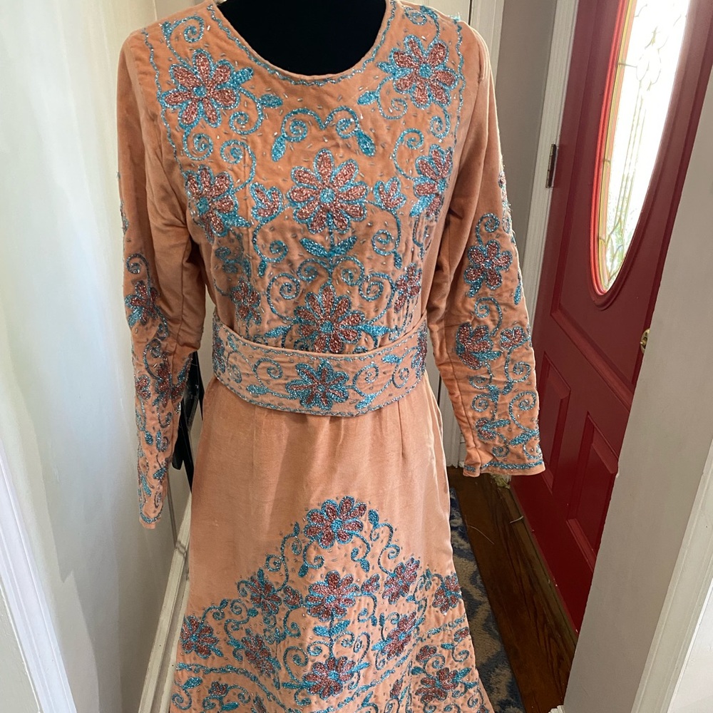 Palestinian thoub thobe middle eastern henna traditional embroidery arabic party